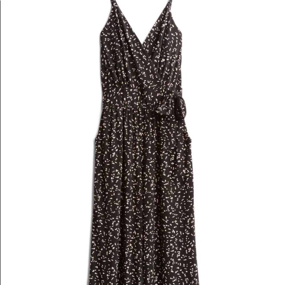 Black Kaileigh Romper Sz Small NWT